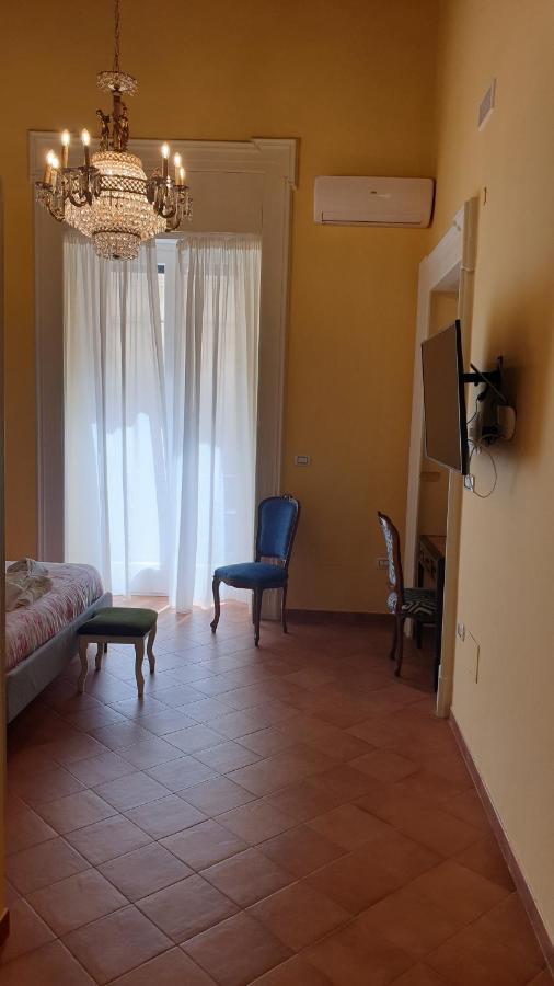 サレルノ Dimora Del Campo Charming House Bed & Breakfast 部屋 写真