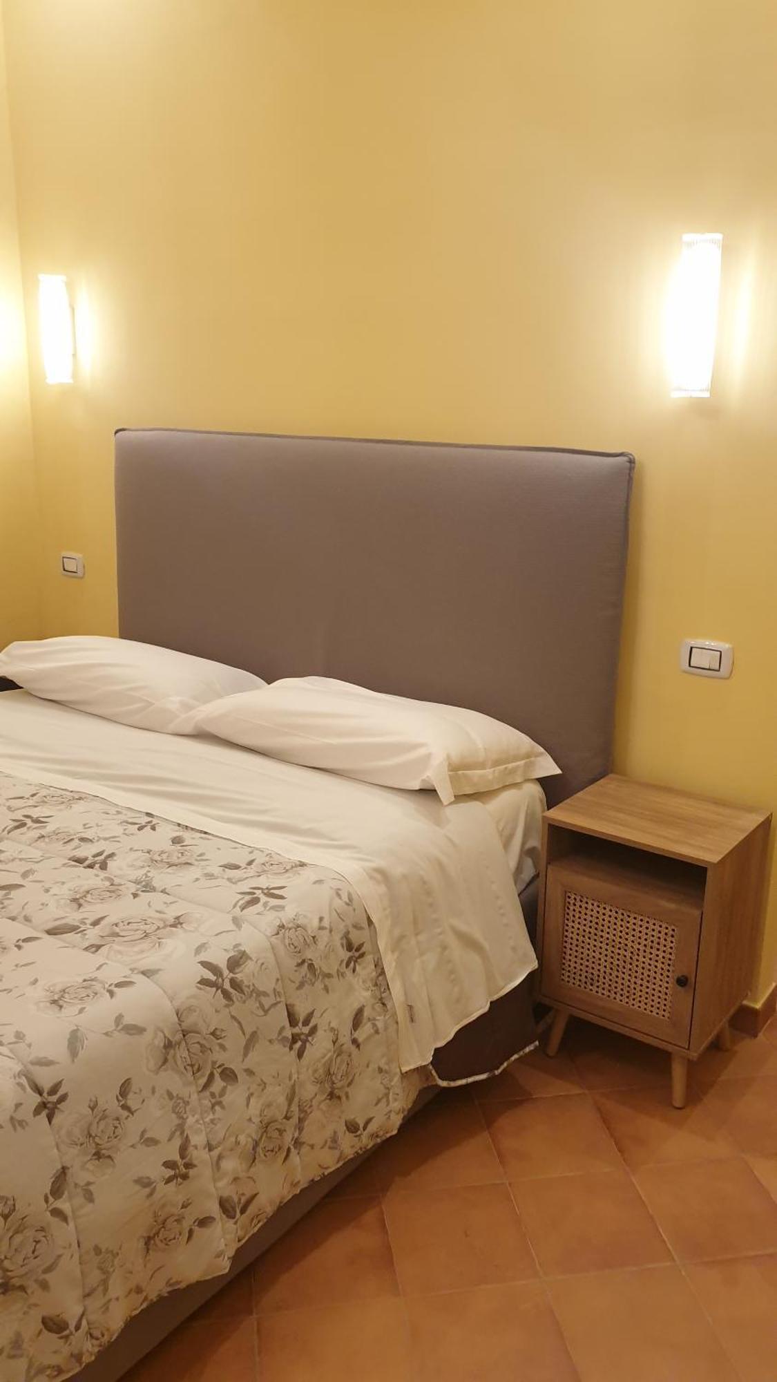 サレルノ Dimora Del Campo Charming House Bed & Breakfast 部屋 写真